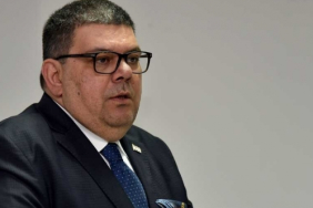 berova_dan_zam_aciklamasi_fondan_onemli_fedakrlik_yapildi_h90785_edb19.jpg