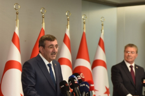 cevdet_yilmaz_kktc_de_rum_yonetimi_adadaki_herkesi_riske_atti_h90712_c2506.jpeg