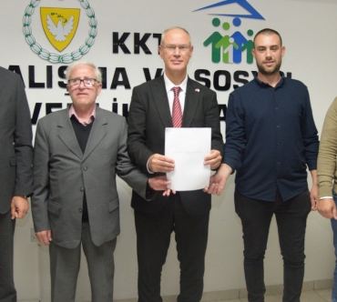 ektam_da_uzlasi_grev_sona_erdi_h90777_ecbf3.jpg