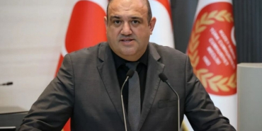 meclis_acikken_darbe_yapildi_h90914_78a8b.jpg