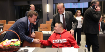 ogrenciler_vekil_koltuklarinda_h90837_81b42.jpg