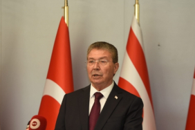 ustel_adamizin_uzerinde_fuzeler_dolasiyor_h90713_f9cba.jpeg