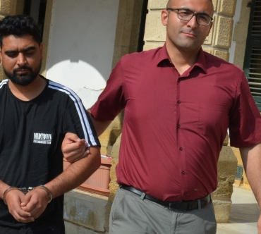 hintli_sandhunun_ulkeye_nasil_girdigi_bilinmiyor_h91116_06ba2.jpg