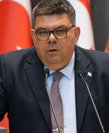 ozdemir-berova-8.jpg
