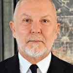 1766390458535serhat-akpinar-1.jpg