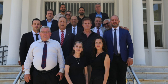 1779784763539arikli-bayramlasma-3.jpg