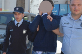 sahte_italyan_pasaportuyla_cikmak_istedi_h91336_1adc4.jpg