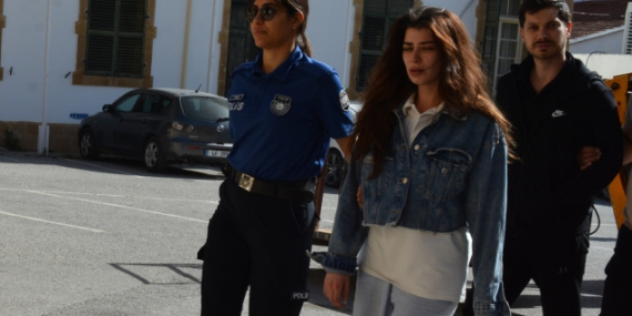 valizden_uyusturucu_cikti_h91242_ed6ca.jpg