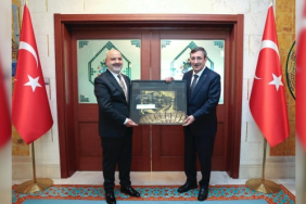 ankara_zirvesinde_yuksekogretimin_gelecegi_konusuldu_h91458_3633e.jpg