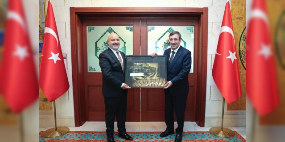 ankara_zirvesinde_yuksekogretimin_gelecegi_konusuldu_h91458_3633e.jpg