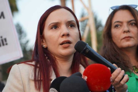 cansu.jpg