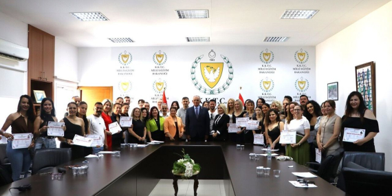 cavusoglu-lise.JPG