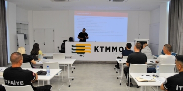1784718781782ktmmob-1.jpg