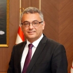 1785494188172erhurman-ayakta-gulumseyen.jpg