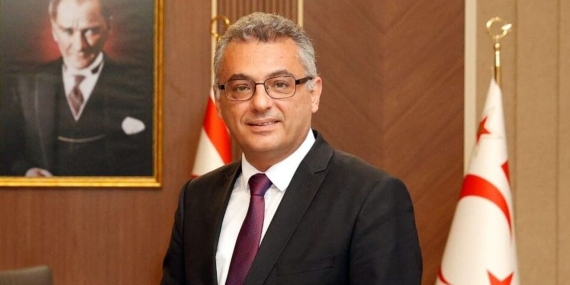 1785494188172erhurman-ayakta-gulumseyen.jpg