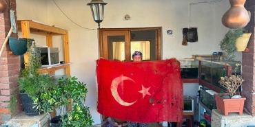 bayrak-1-1.jpg