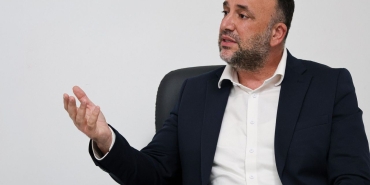 zeki-celer-4.jpg