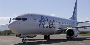 a-jet.jpg