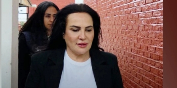 fatma_unal_dan_sert_tepki_belgen_varsa_konus_yoksa_sus_h91785_5b6d7.jpg