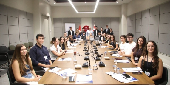 ozturkler-universite-kongre-2.jpeg