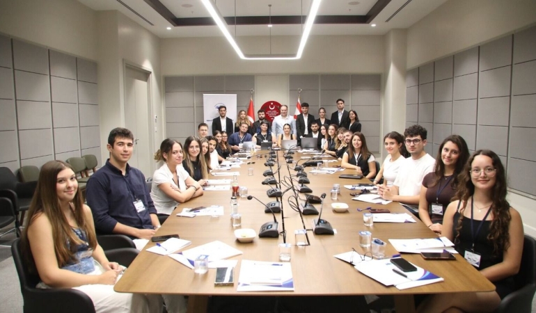 ozturkler-universite-kongre-2.jpeg