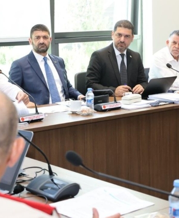 idari-komite-orta.jpeg