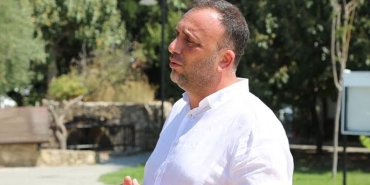 zeki-celer-12.jpg