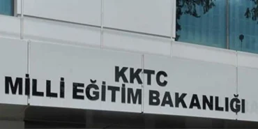 1733919464810milli-egitim-bakanligi-okullardaki-koronavirus-vakalarini-acikladi-h120961-b4791.jpg