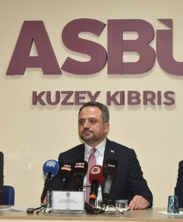 1792496839931turkiye-bakan-yardimcisi-sosyal-bilimler-fakultsi-seminer1-ero-5.jpg