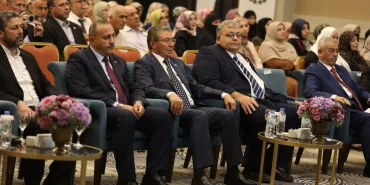 basbakan-panel.jpeg